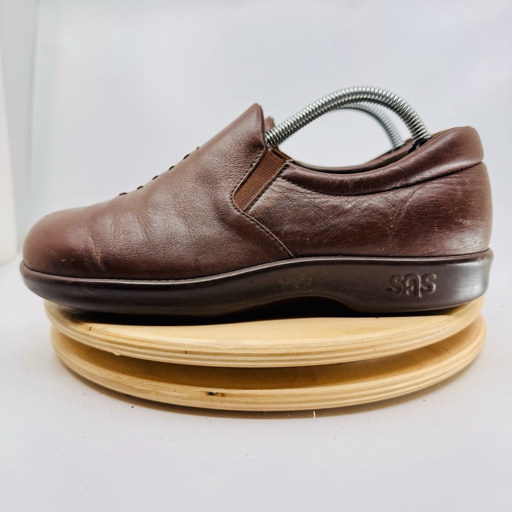 SAS Viva Slip On Shoes Womens 6.5M Teak Brown Leather Comfort Walking